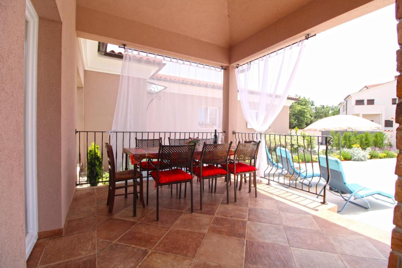 Villa Olgica 2269 Πούλα Εξωτερικό φωτογραφία