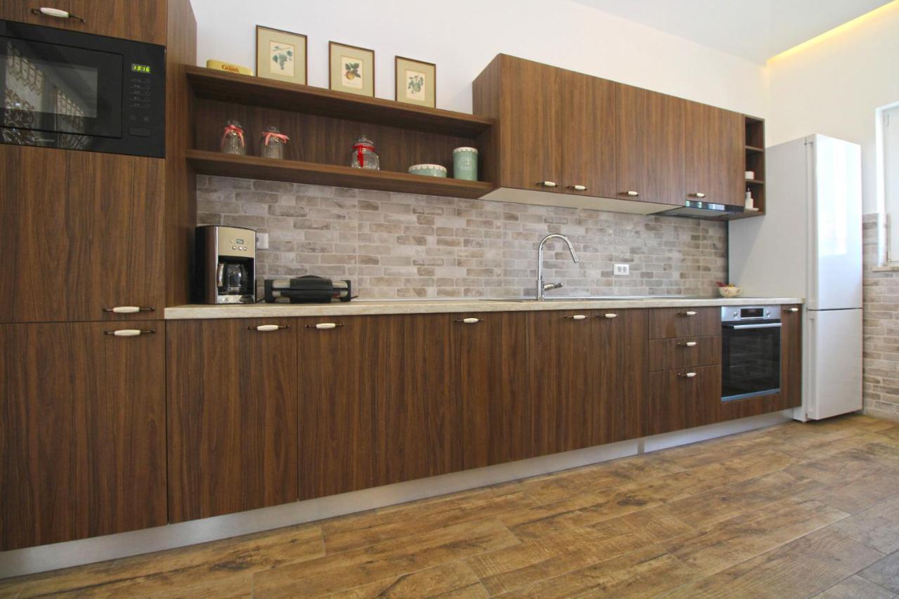 Villa Olgica 2269 Πούλα Εξωτερικό φωτογραφία