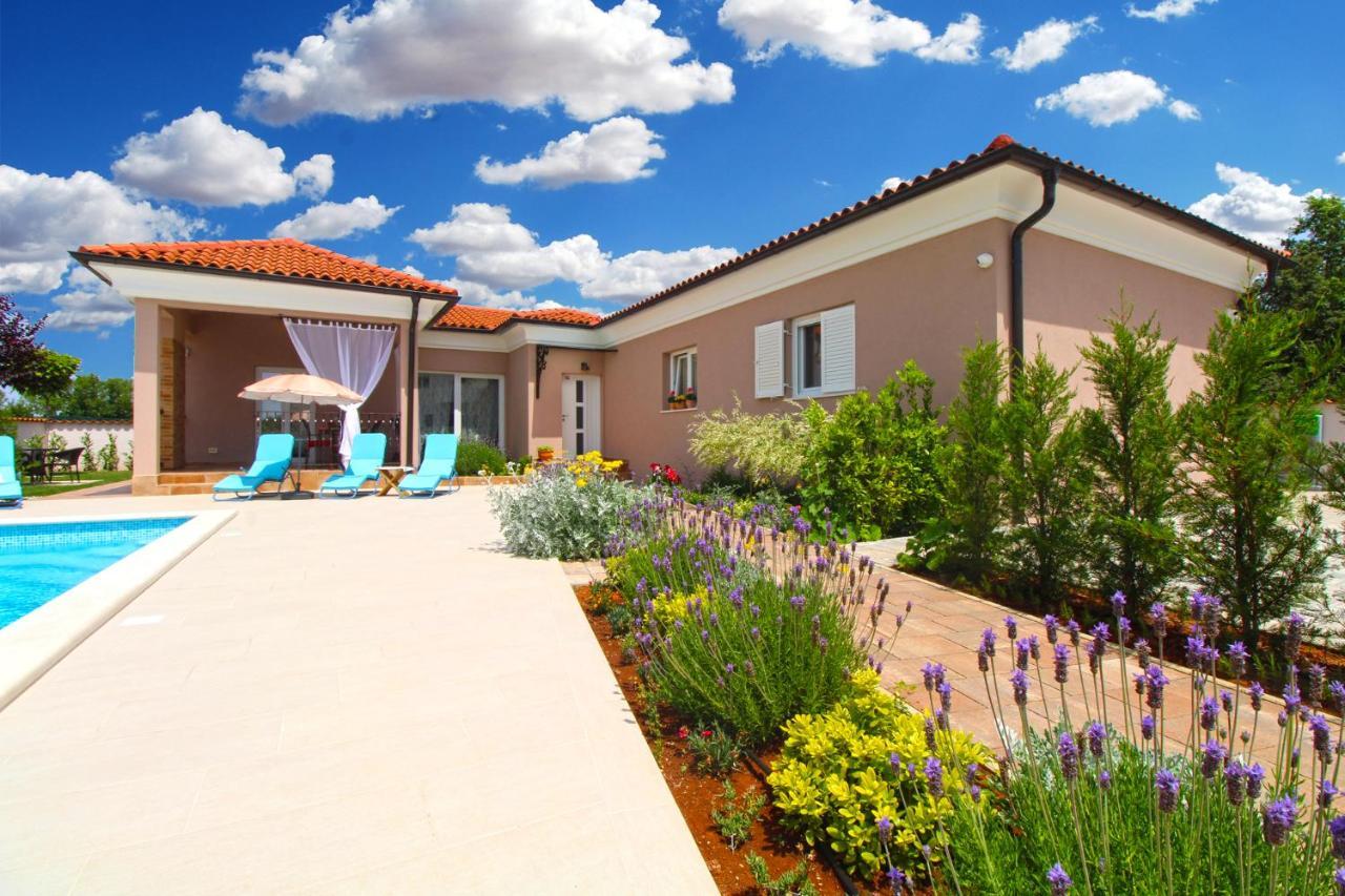 Villa Olgica 2269 Πούλα Εξωτερικό φωτογραφία